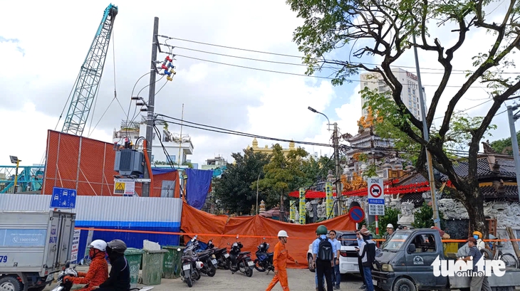 tháp cẩu công trình - Ảnh 3.