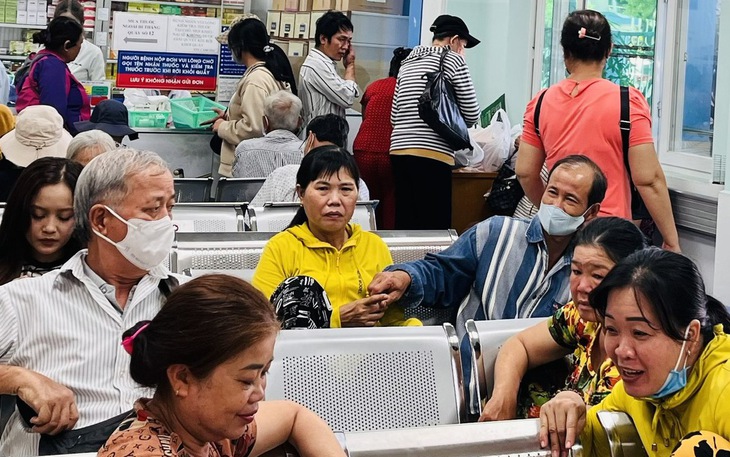 Dai-ichi Life Việt Nam xếp hạng 50 trong 'Top 500 Doanh nghiệp tạo giá trị hàng đầu Việt Nam 2025' - Ảnh 5.