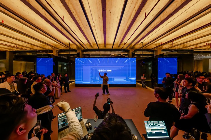 Unios HEC: Trải nghiệm ánh sáng trong công trình di sản trăm tuổi ở TP.HCM - Ảnh 2.