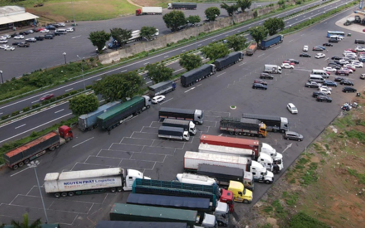 Tết này đường cao tốc Bắc - Nam dự kiến khai thác 21 trạm dừng nghỉ, trạm tạm - Ảnh 2.