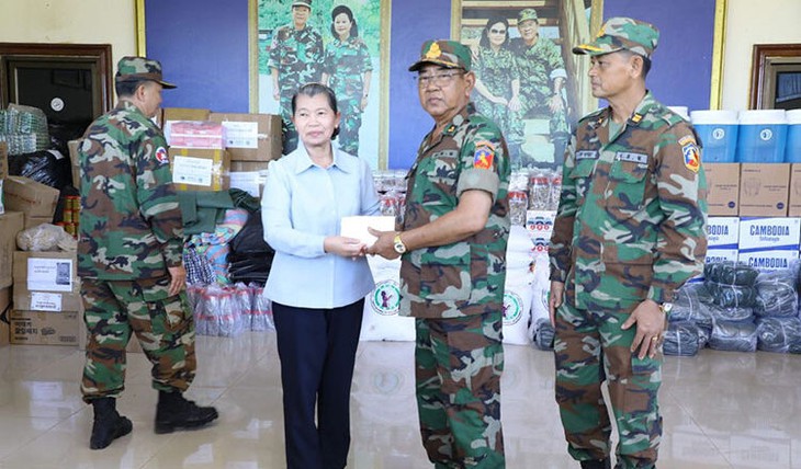 Tướng Campuchia - Ảnh 1.