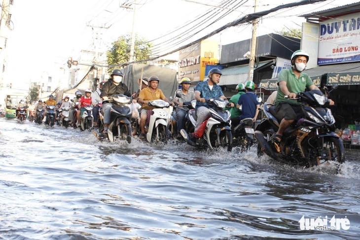 Triều cường - Ảnh 3.