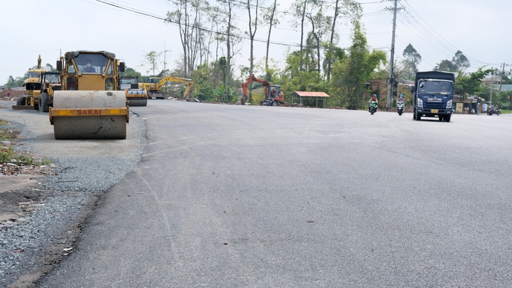 Tuyến tránh Cao Lãnh hoàn thành đoạn cuối cùng sau 4 năm thi công - Ảnh 3.