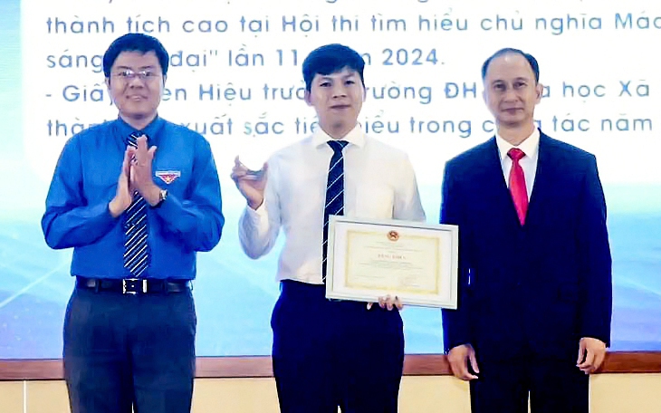 Học sinh, sinh viên TP.HCM “cháy hết mình” loạt hoạt động học mà chơi tại ngày hội truyền thống - Ảnh 21.