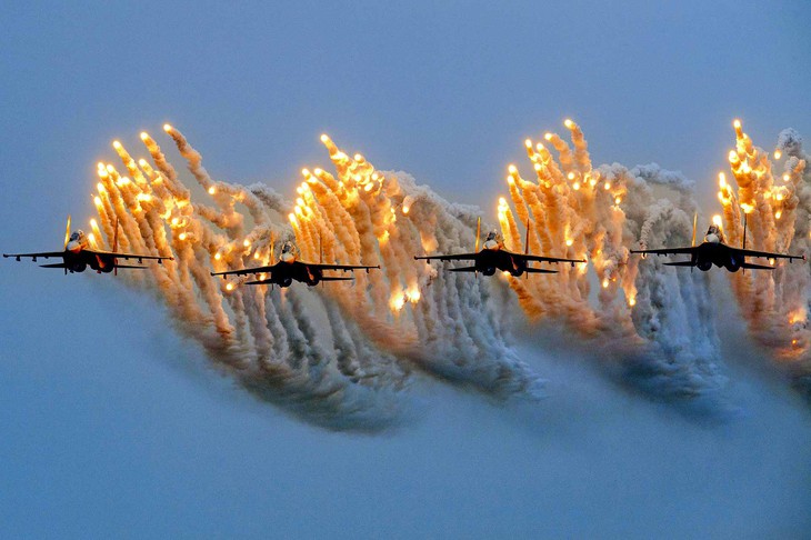 Nhiếp ảnh Việt Nam nhìn quá thấy đẹp nhưng mãi ở lối mòn - Ảnh 1. Nhiếp ảnh Việt Nam nhìn qua thấy đẹp nhưng mãi ở lối mòn - Ảnh 1.