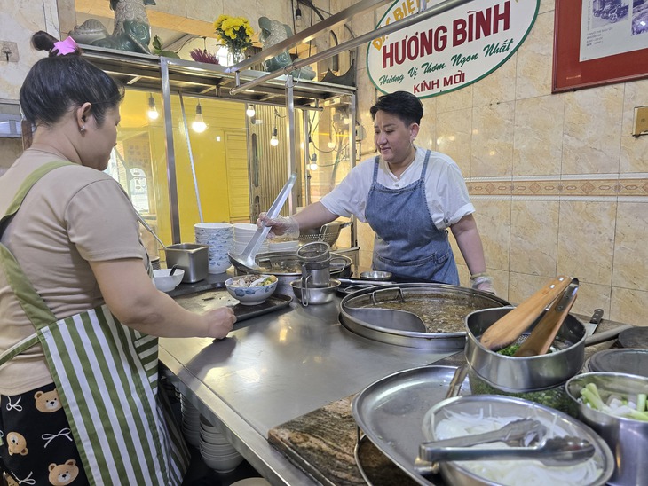 Phở Hương Bình - Ảnh 2.