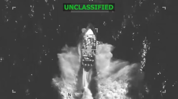 Mỹ tiêu diệt tàu nghi buôn ma túy ở Thái Bình Dương trong chiến dịch Mũi giáo phương Nam - Ảnh 1.