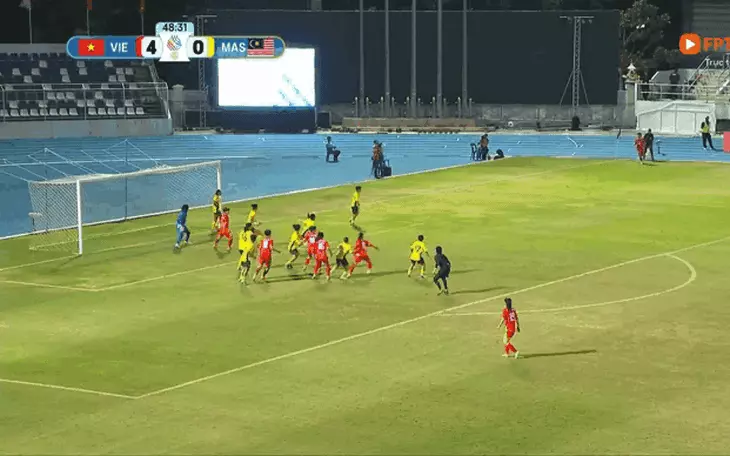 Tuyển nữ Việt Nam bất ngờ được CĐV Thái Lan tiếp lửa - Ảnh 3.