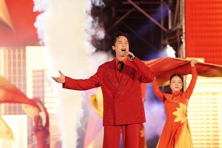 Minh Sang: Tôi nỗ lực để hát ở các 'concert quốc gia' - Ảnh 2.