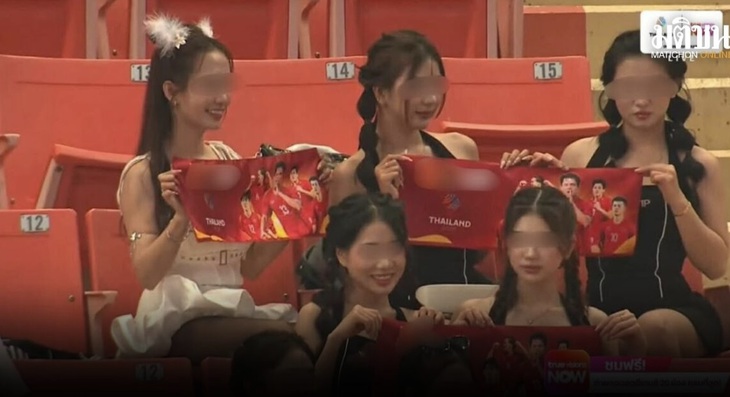 Thái Lan cảnh báo 'gái xinh lừa đảo' trên khán đài SEA Games 33 - Ảnh 1.