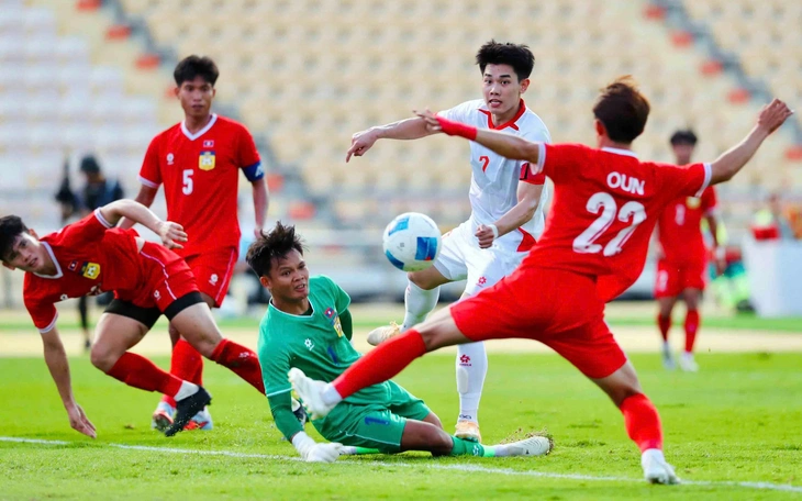 Tuyển U22 Việt Nam: Vị trí nào cho Khuất Văn Khang? - Ảnh 2.