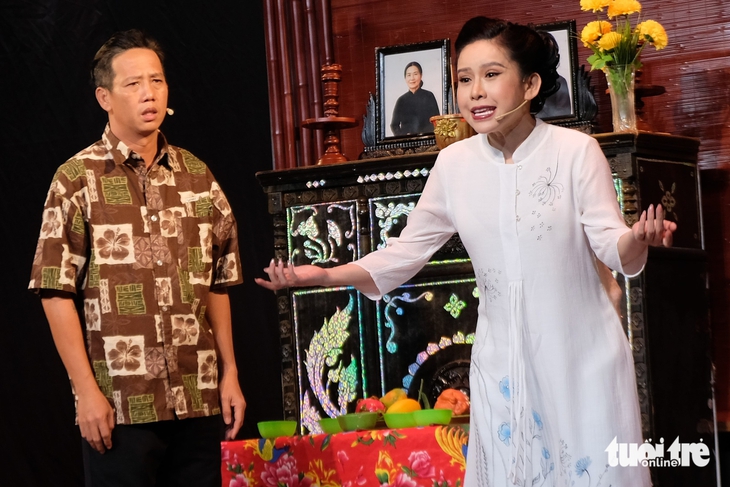 Cháu ngoại nghệ sĩ Kim Tử Long đóng kịch - Ảnh 3. Cháu ngoại của Kim Tử Long đóng kịch - Ảnh 3.