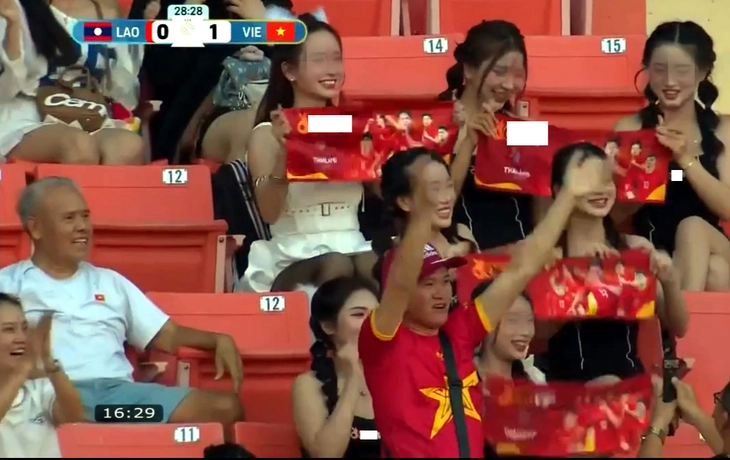 Quảng cáo web cá độ trên sóng truyền hình trực tiếp - Ảnh 1. web cá độ - Ảnh 1.