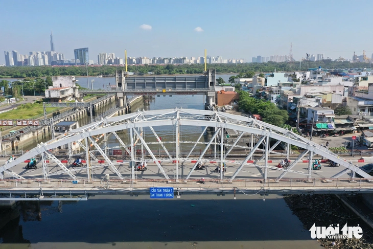 cầu Tân Thuận 1 - Ảnh 1.