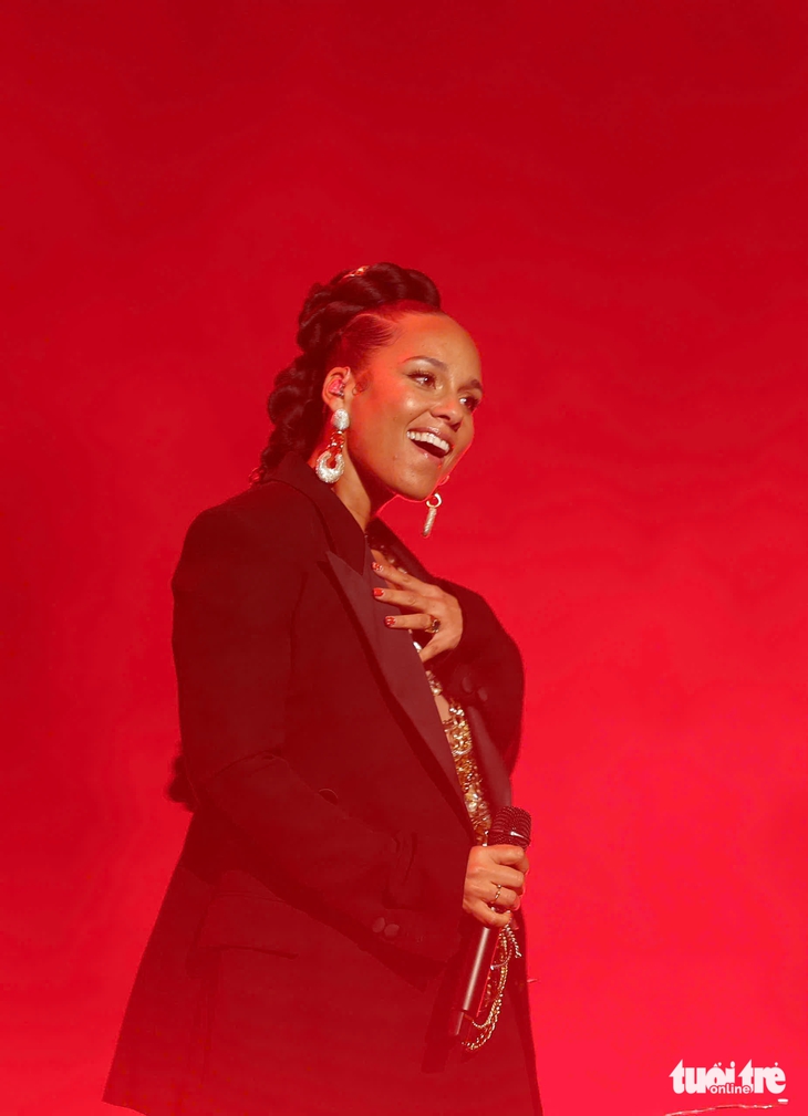 Alicia Keys: Hà Nội thực sự có năng lượng như New York - Ảnh 2.