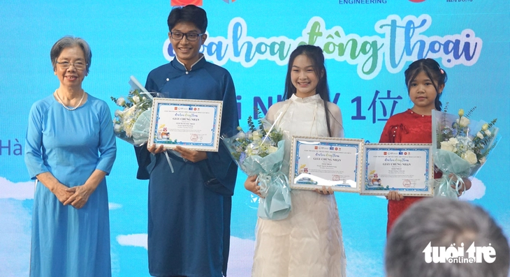 Chúng ta phải học lại cách buồn? - Ảnh 3.