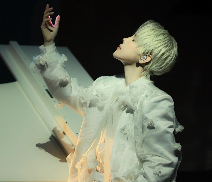 Anh trai say hi - Ảnh 1.