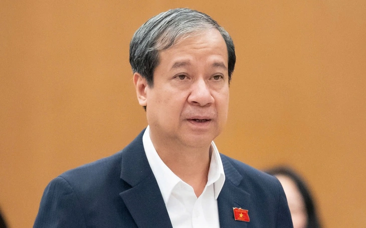 Chính phủ phản hồi đề xuất giải thích phó giáo sư là chức danh kế cận giáo sư - Ảnh 2.