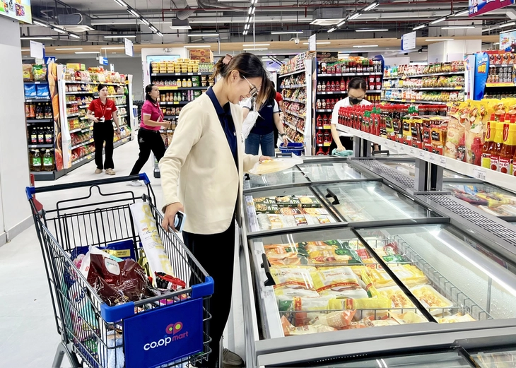 Giỏ quà 99.000 đồng lên kệ siêu thị - Ảnh 2.