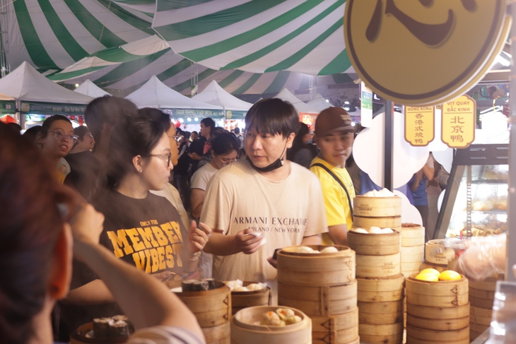 - Ảnh 3. Lễ hội ẩm thực Chợ Lớn - Ảnh 3.