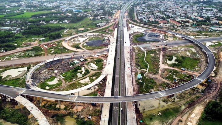 Thông xe cầu nhánh cao tốc TP.HCM - Long Thành từ 9-12 - Ảnh 1.