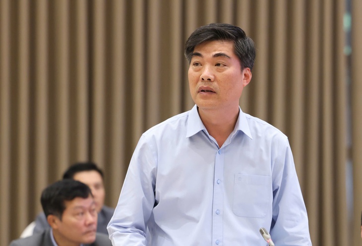 Bộ Xây dựng: Nghiên cứu bổ sung 2 sân bay để tăng cường hỗ trợ cứu nạn miền Trung, Tây Nguyên - Ảnh 1.