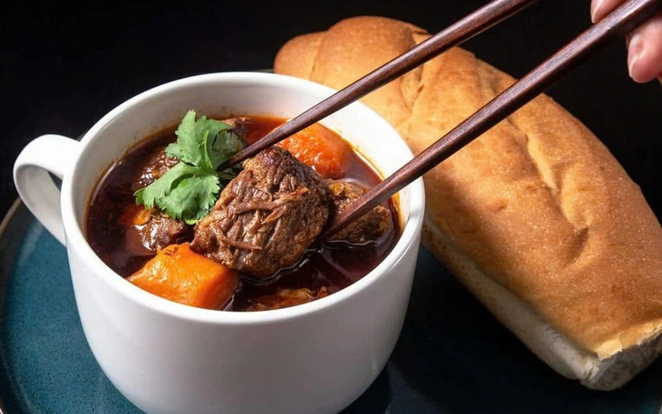 Trời rét húp xì sụp canh cá quả củ từ, rau cần nóng hổi quả tuyệt cú mèo - Ảnh 3.