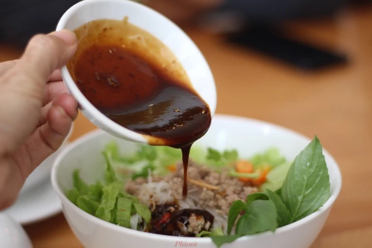 Ăn phở ngô Hà Giang, phở vịt quay xứ Lạng, phở sắn xứ Quảng và phở hai tô Gia Lai tại Ngày của phở - Ảnh 12.