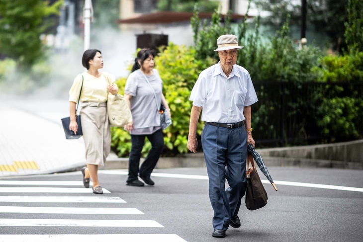 chi tiêu quốc phòng - Ảnh 1.