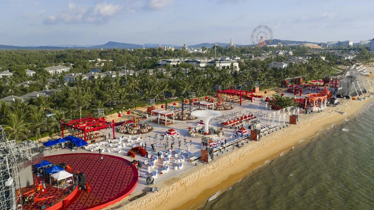 Đám cưới xa hoa, hoành tráng của tỉ phú Ấn Độ được tổ chức trong 7 ngày ở Phú Quốc - Ảnh 7.