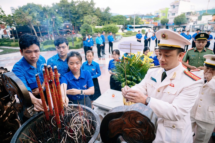 5.000 bạn trẻ hòa mình cùng Ngày hội thanh niên Việt Nam 2025 - Ảnh 5.