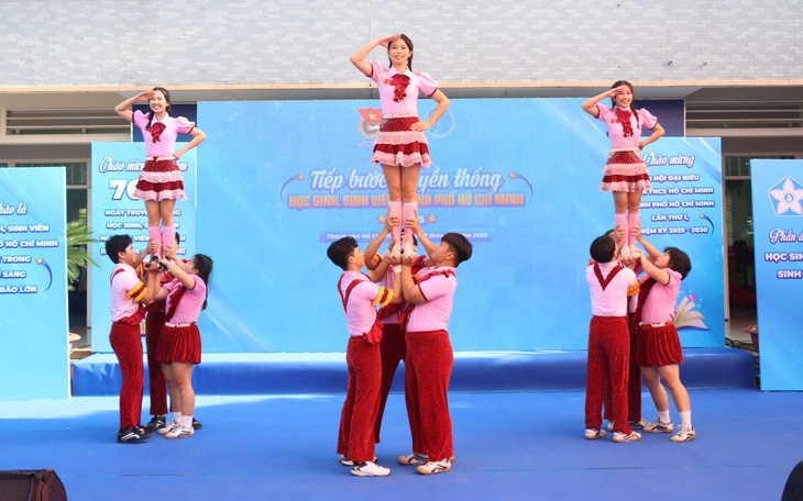 Hơn 2.500 học sinh, sinh viên hết mình với ngày hội tiếp bước truyền thống - Ảnh 9.