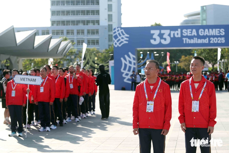 Những khoảnh khắc ấn tượng tại lễ thượng cờ SEA Games 33 - Ảnh 9.