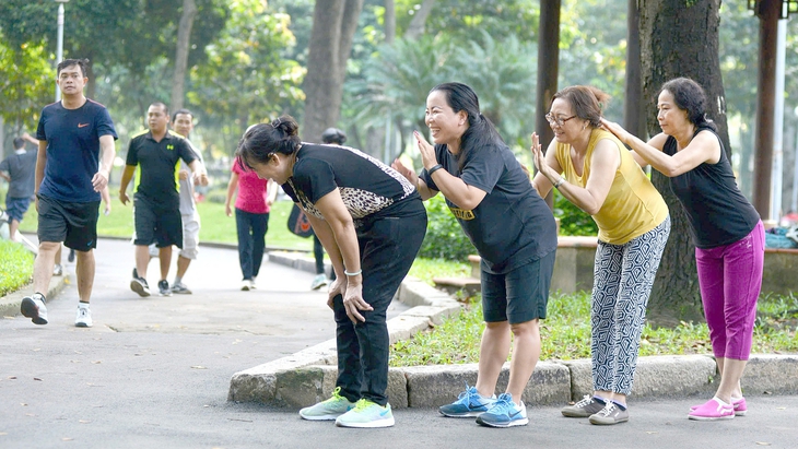 8 lời khuyên từ những người sống thọ nhất hành tinh - Ảnh 1.