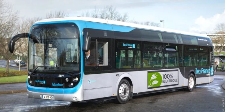 Pháp tăng cường hệ thống giao thông công cộng cho vùng nông thôn - Ảnh 1.