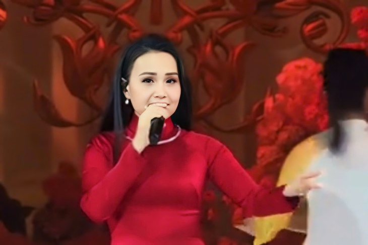 Cẩm Ly mang 'miền Tây' vào đám cưới con gái tỉ phú Johnathan Hạnh Nguyễn - Ảnh 1.