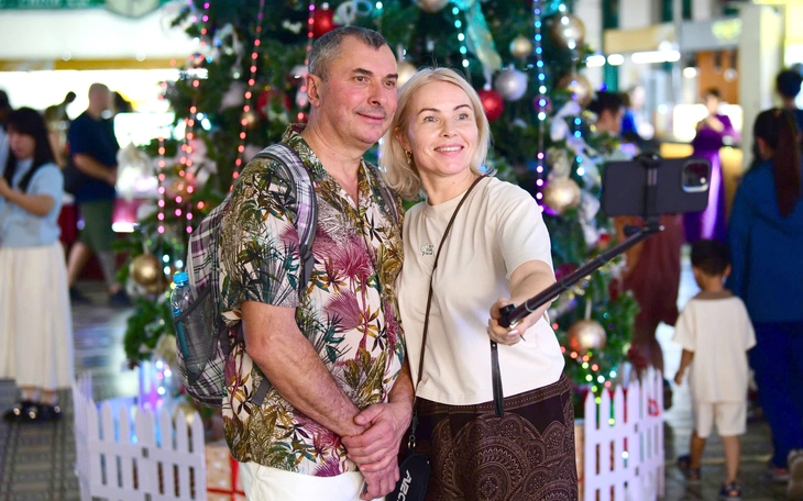 Du lịch TP.HCM: Gặt hái hơn 279.000 tỉ đồng doanh thu cả năm, hướng từ 'làm nhiều' sang 'làm tinh' - Ảnh 5.