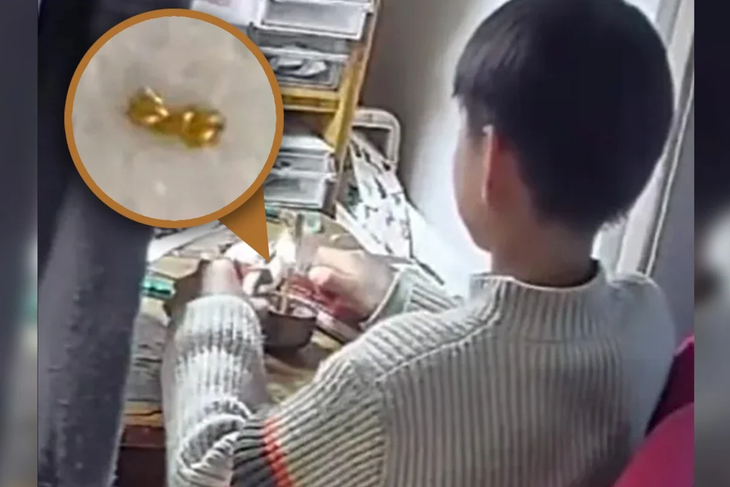 dây chuyền vàng - Ảnh 1.