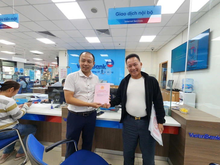 Chi trả tiền cho người dân trên đất 'kim cương' cạnh hồ Hoàn Kiếm phải di dời để làm quảng trường - Ảnh 1.