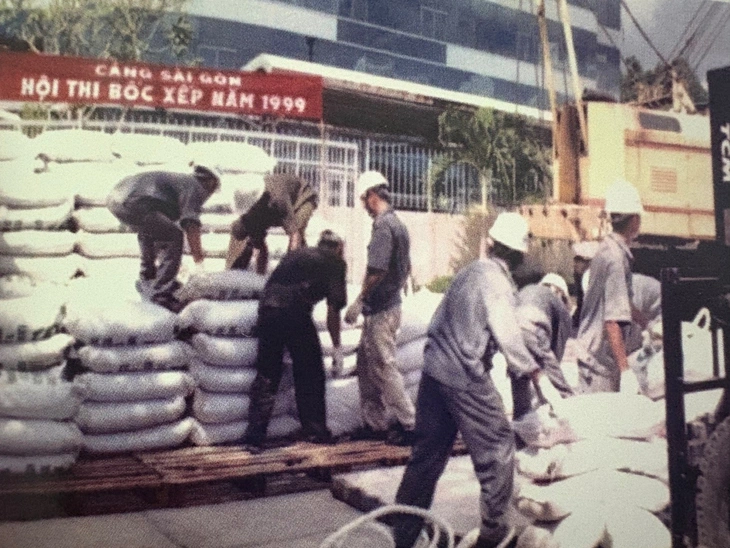 cảng sài gòn - Ảnh 2.