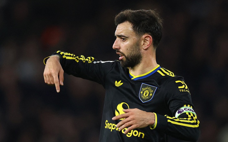 HLV Amorim tiết lộ bài phát biểu giữa giờ giúp Man United ghi bàn trong hiệp 2 - Ảnh 2.