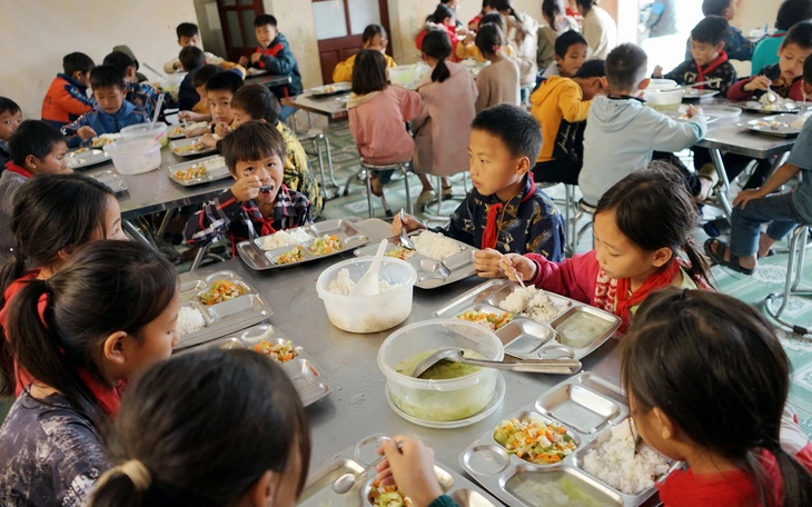 Đừng làm xấu hoạt động thiện nguyện - Ảnh 2.