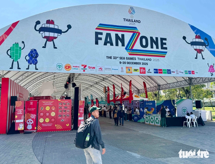Đồ lưu niệm SEA Games 33 hút hàng - Ảnh 4.