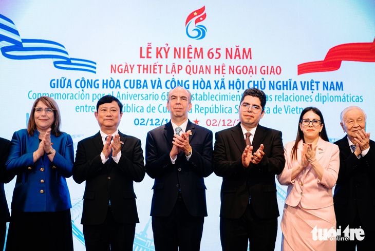 TP.HCM trao 15 máy phát điện năng lượng mặt trời cho học sinh Cuba - Ảnh 5. Cuba - Ảnh 5.