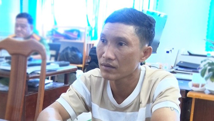 giật d&acirc;y chuyền - Ảnh 1.