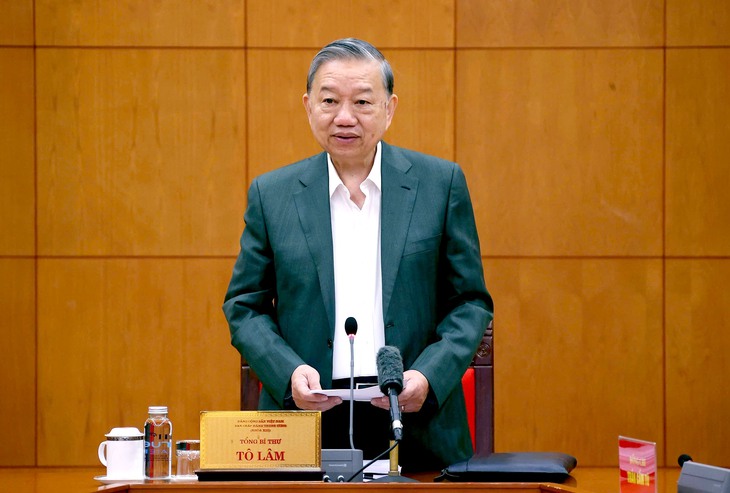 Tổng Bí thư Tô Lâm: Hoàn thiện các công việc liên quan công tác nhân sự trình Hội nghị Trung ương 15 - Ảnh 1.