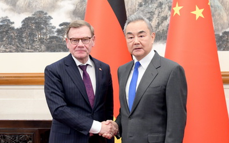 Tokyo: Tập trận Nga - Trung là ‘mối lo ngại nghiêm trọng cho an ninh quốc gia’ - Ảnh 3.