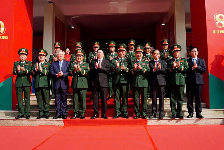 Kỳ vọng Quân khu 7 góp phần đưa đất nước vào kỷ nguyên phát triển giàu mạnh, thịnh vượng, hạnh phúc - Ảnh 5.