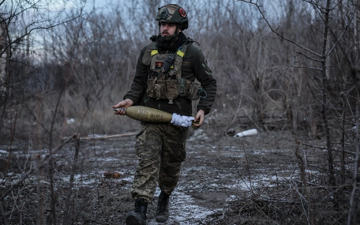 Gần 100.000 thanh niên Ukraine rời khỏi đất nước sau khi quy định xuất cảnh được nới lỏng - Ảnh 2.