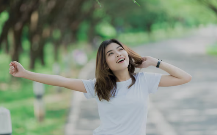 Khi phụ nữ nói 'không' với hôn nhân: Tự do hay cô đơn? - Ảnh 2.